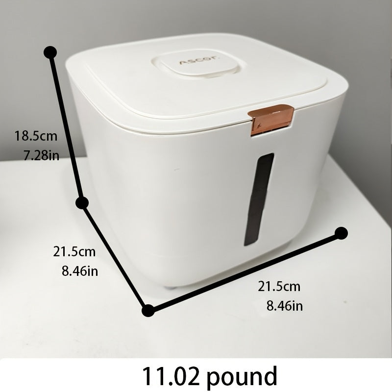White pet food container with dimensions and weight displayed