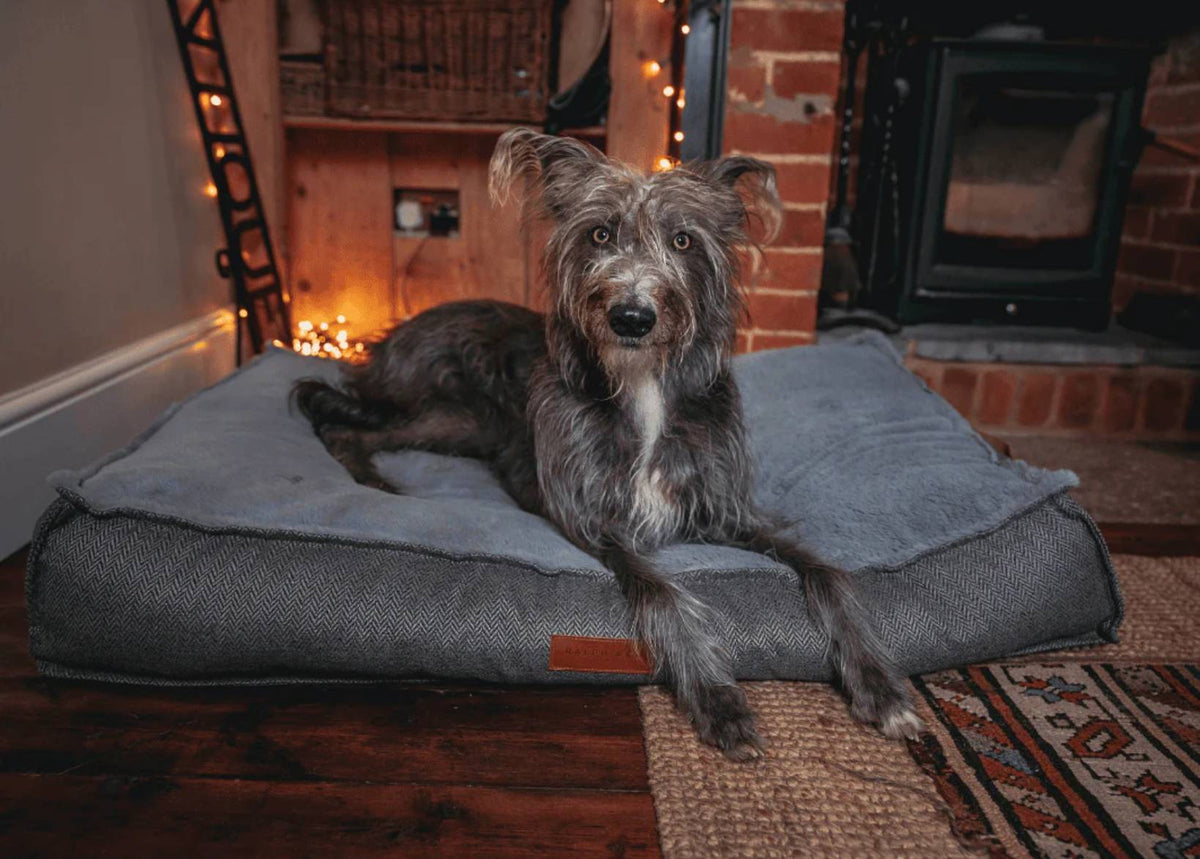 The Balmoral Pillow Bed | House of Terra