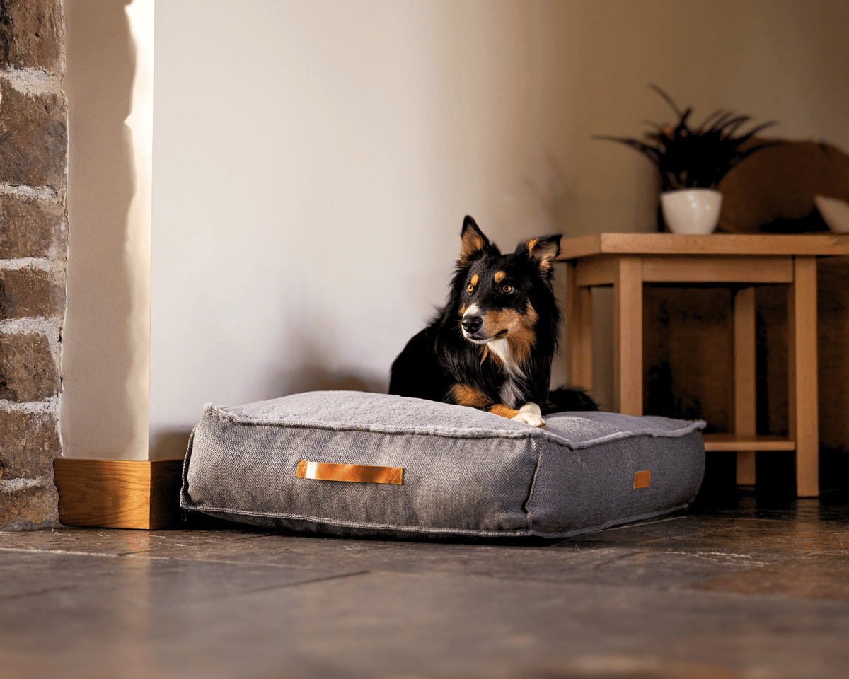 The Balmoral Pillow Bed | House of Terra